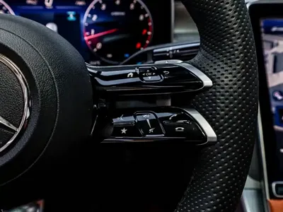 Mercedes-Benz GLC 2025, 41500 км, за 39434.2 USD - фото 27