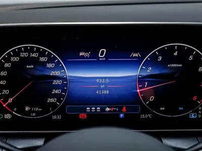 Mercedes-Benz GLC 2025, 41500 км, за 39434.2 USD - фото 28