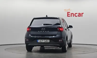 Hyundai Venue 2021, 50864 км, за 10418.7 USD