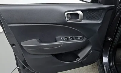 Hyundai Venue 2021, 50864 км, за 10418.7 USD - фото 24