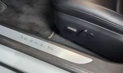 Tesla Model S 2020, 100892 км, за 32493.11 USD - фото 33
