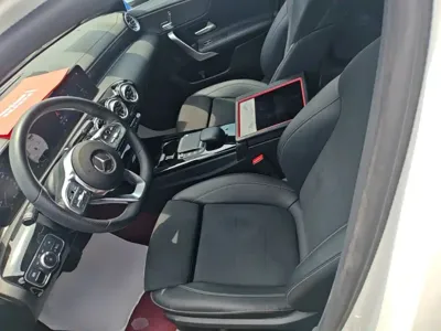 Mercedes-Benz A-Class 2023, 52900 км, за 17436.39 USD - фото 15
