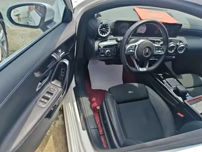 Mercedes-Benz A-Class 2023, 52900 км, за 17436.39 USD - фото 16