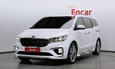 Kia Canival · 2020 год