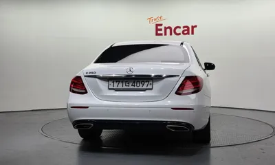 Mercedes-Benz E-Class 2020, 93162 км, за 17549.65 USD