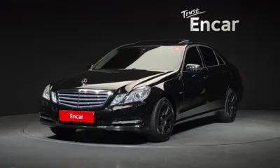 Mercedes-Benz E-Class · 2011 год