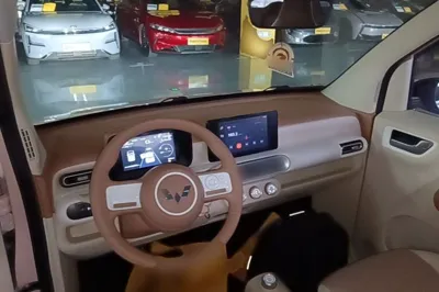 Wuling Hongguang MINIEV 2024, 9900 км, за 7244 USD - фото 17