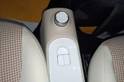 Wuling Hongguang MINIEV 2024, 9900 км, за 7244 USD - фото 21