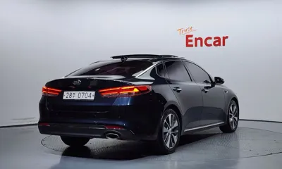 Kia K5 2016, 152276 км, за 4426.82 USD