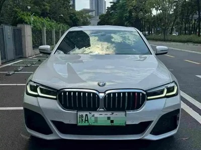 BMW 5 Series New Energy 2021, 70000 км, за 20413.27 USD