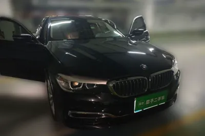 BMW 5 Series 2019, 96200 км, за 26471 USD