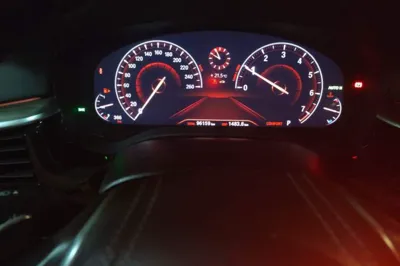 BMW 5 Series 2019, 96200 км, за 26471 USD - фото 11