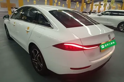 Roewe D7 2023, 200 км, за 12083 USD