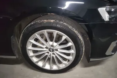 Audi A8 2019, 160500 км, за 46228 USD - фото 11