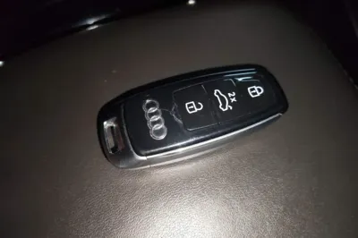 Audi A8 2019, 160500 км, за 46228 USD - фото 20