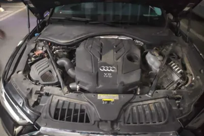 Audi A8 2019, 160500 км, за 46228 USD - фото 21