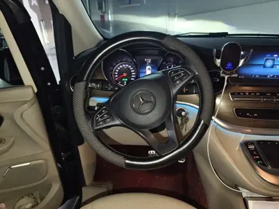 Mercedes-Benz V-Class 2022, 59800 км, за 35023.62 USD
