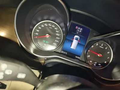 Mercedes-Benz V-Class 2022, 59800 км, за 35023.62 USD