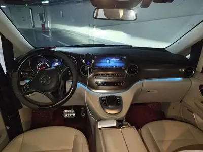 Mercedes-Benz V-Class 2022, 59800 км, за 34854.41 USD - фото 13