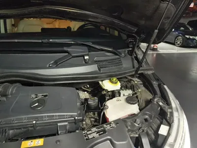 Mercedes-Benz V-Class 2022, 59800 км, за 34854.41 USD - фото 22