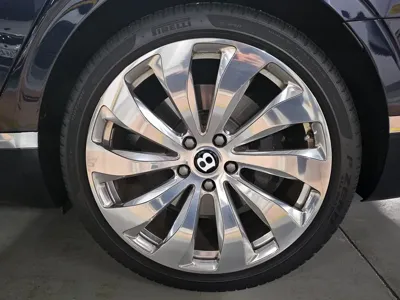 Bentley Flying Spur 2022, 5407 км, за 149622.82 USD