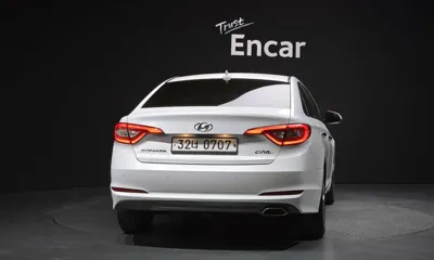 Hyundai Sonata 2016, 79272 км, за 6144.7 USD