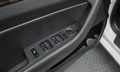 Hyundai Sonata 2016, 79272 км, за 6144.7 USD - фото 17