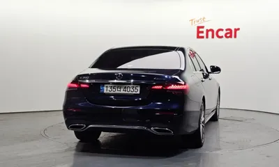 Mercedes-Benz E-Class 2022, 45944 км, за 28278.82 USD