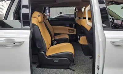 Kia Canival 2023, 52635 км, за 21596.43 USD - фото 12