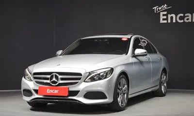 Mercedes-Benz C-Class · 2017 год