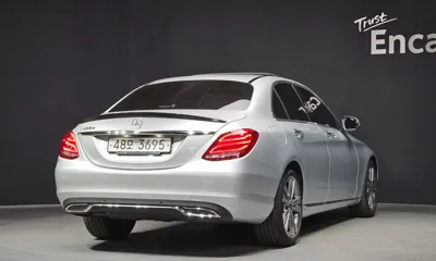 Mercedes-Benz C-Class 2017, 18153 км, за 14614.58 USD