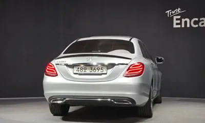 Mercedes-Benz C-Class 2017, 18153 км, за 14614.58 USD