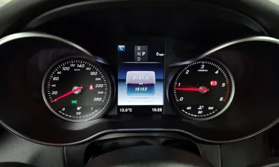 Mercedes-Benz C-Class 2017, 18153 км, за 14614.58 USD - фото 8