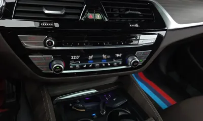 BMW 5-Series 2020, 39741 км, за 23240.21 USD - фото 30