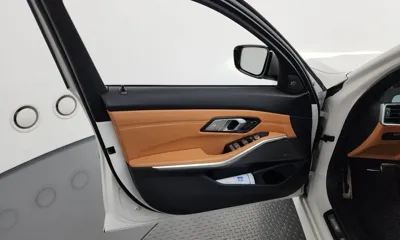 BMW 3-Series 2022, 53135 км, за 34853.44 USD - фото 24