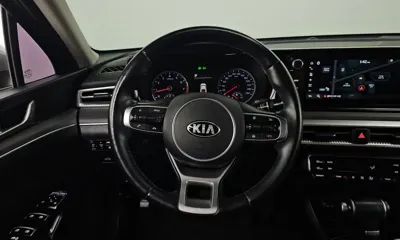 Kia K5 2021, 81283 км, за 11189.18 USD - фото 12