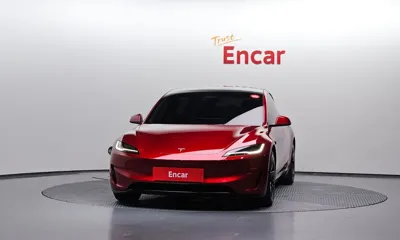 Tesla Model 3 2024, 15893 км, за 39057.37 USD