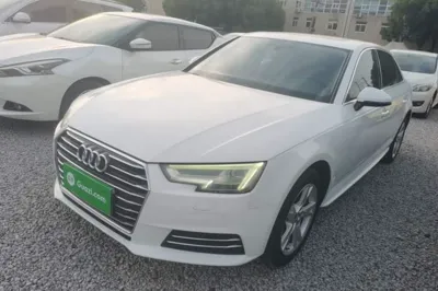 Audi A4L · 2018 год