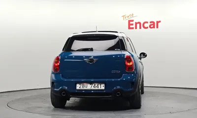 MINI Countryman 2011, 143240 км, за 2973.24 USD