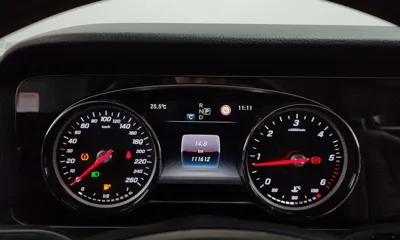 Mercedes-Benz E-Class 2017, 111612 км, за 14136.82 USD - фото 8