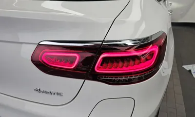 Mercedes-Benz GLC-Class 2021, 40198 км, за 27504.27 USD - фото 23
