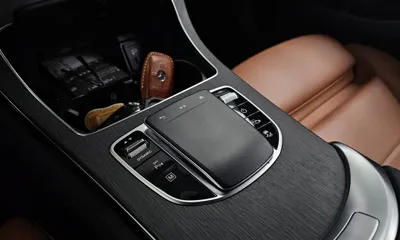 Mercedes-Benz GLC-Class 2021, 40198 км, за 27504.27 USD - фото 30