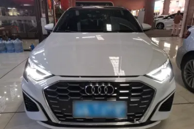 Audi A3 2021, 19600 км, за 15804 USD