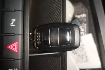 Audi A3 2021, 19600 км, за 15804 USD - фото 23
