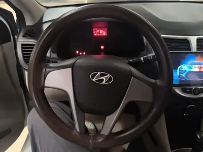 Hyundai Verna 2015, 111300 км, за 2795.71 USD - фото 15
