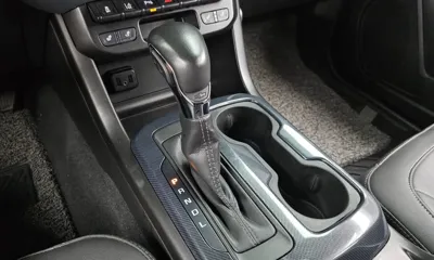 ChevroletGMDaewoo Colorado 2022, 47718 км, за 18511.23 USD - фото 9