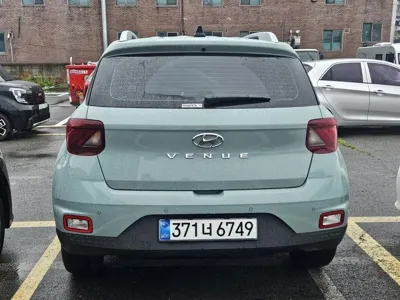 Hyundai Venue 2026, 4650 км, за 14900.88 USD