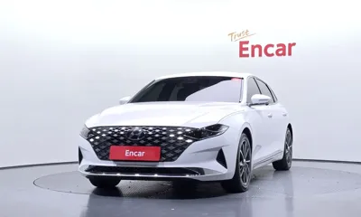 Hyundai Grandeur 2022, 50198 км, за 17649.4 USD