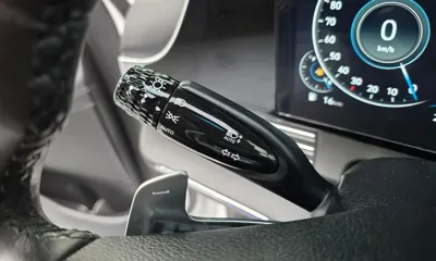 Hyundai Grandeur 2022, 50198 км, за 17526.59 USD - фото 33
