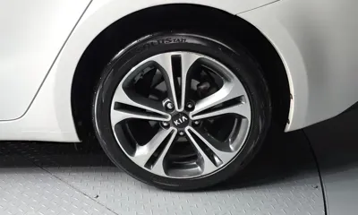 Kia K3 2015, 51608 км, за 5395.56 USD